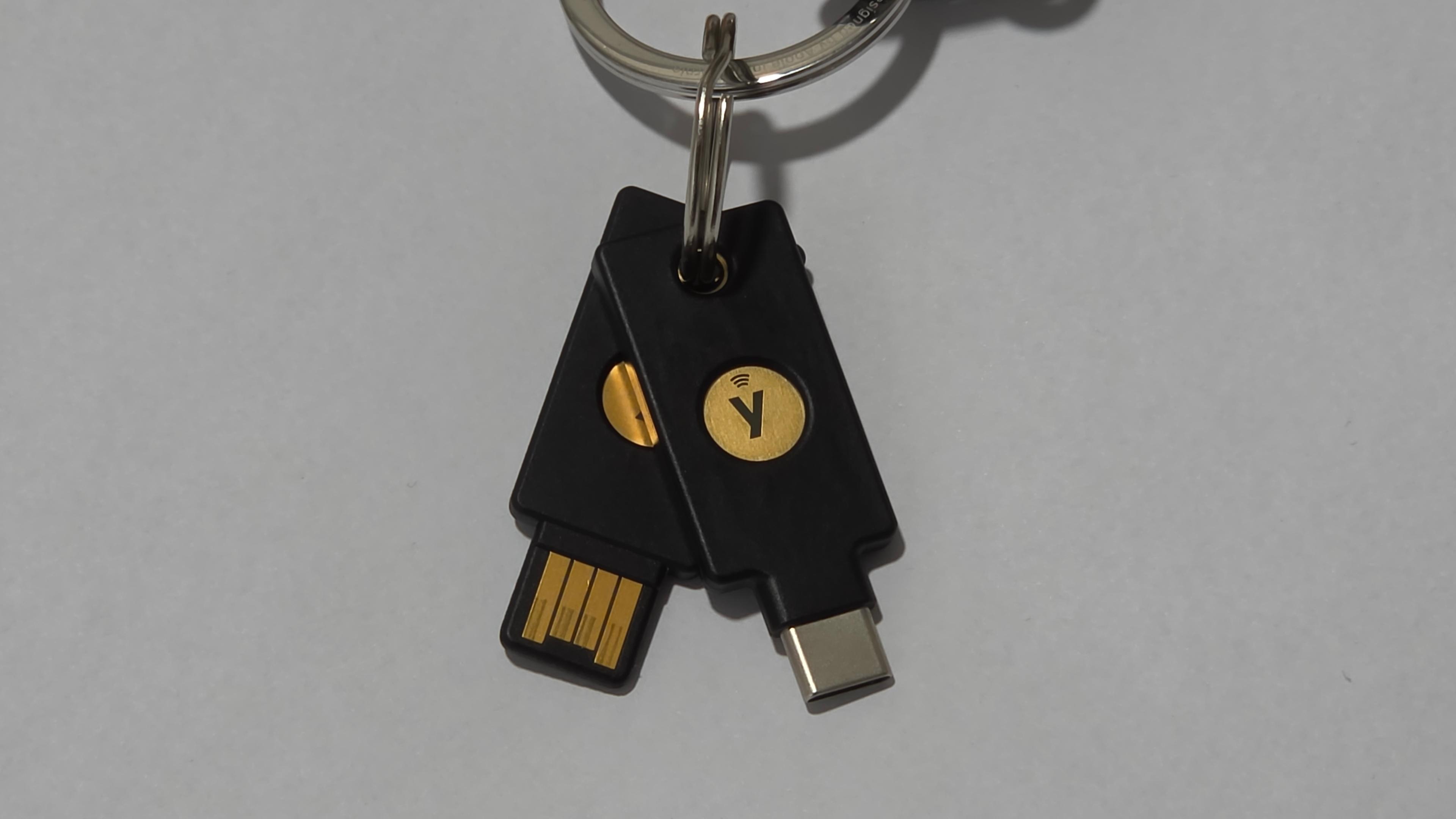 보안에 그렇게 좋다는 YubiKey 사용해보기 티저 사진